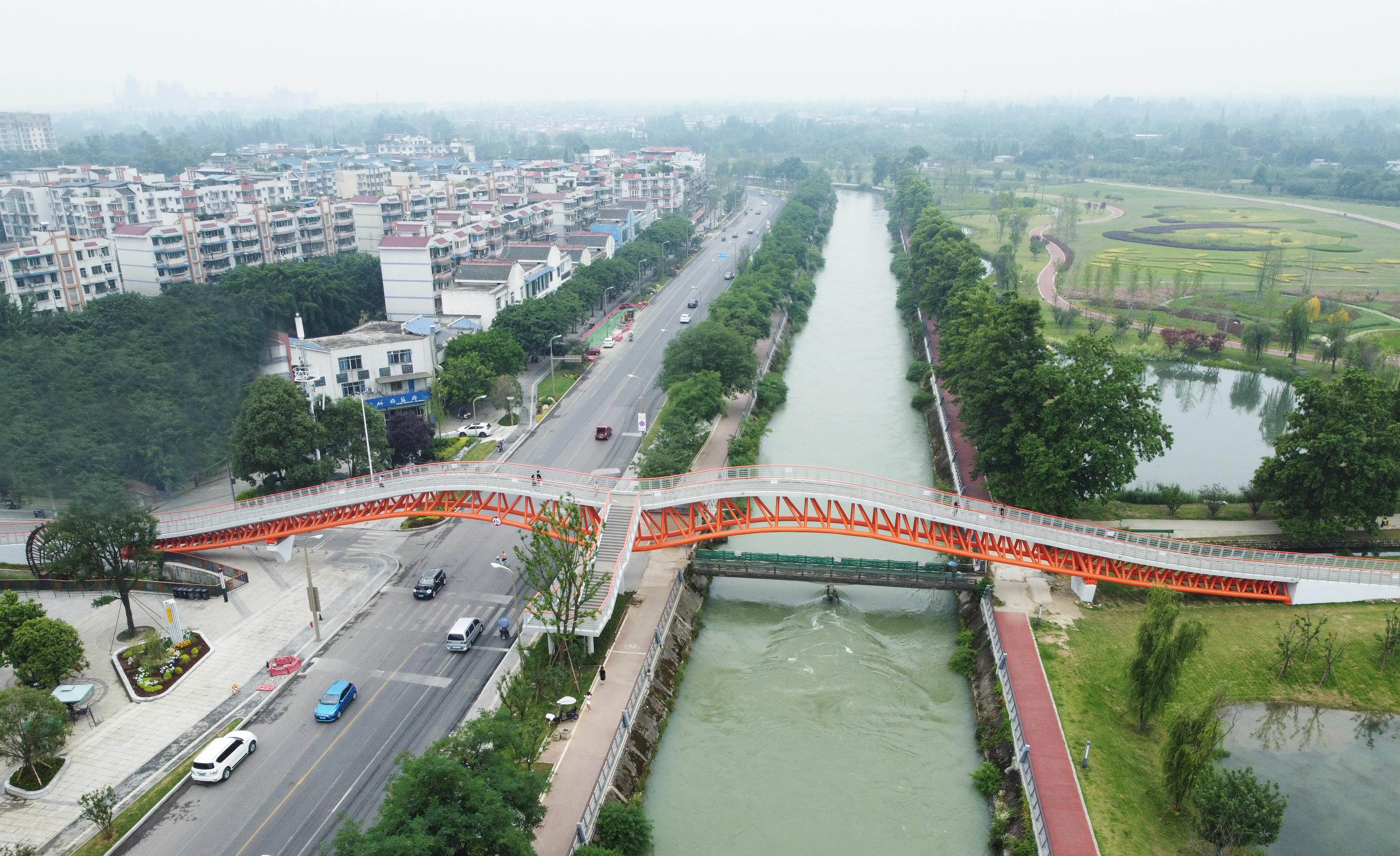 濱河路景觀橋鋼結構安裝圖.jpg